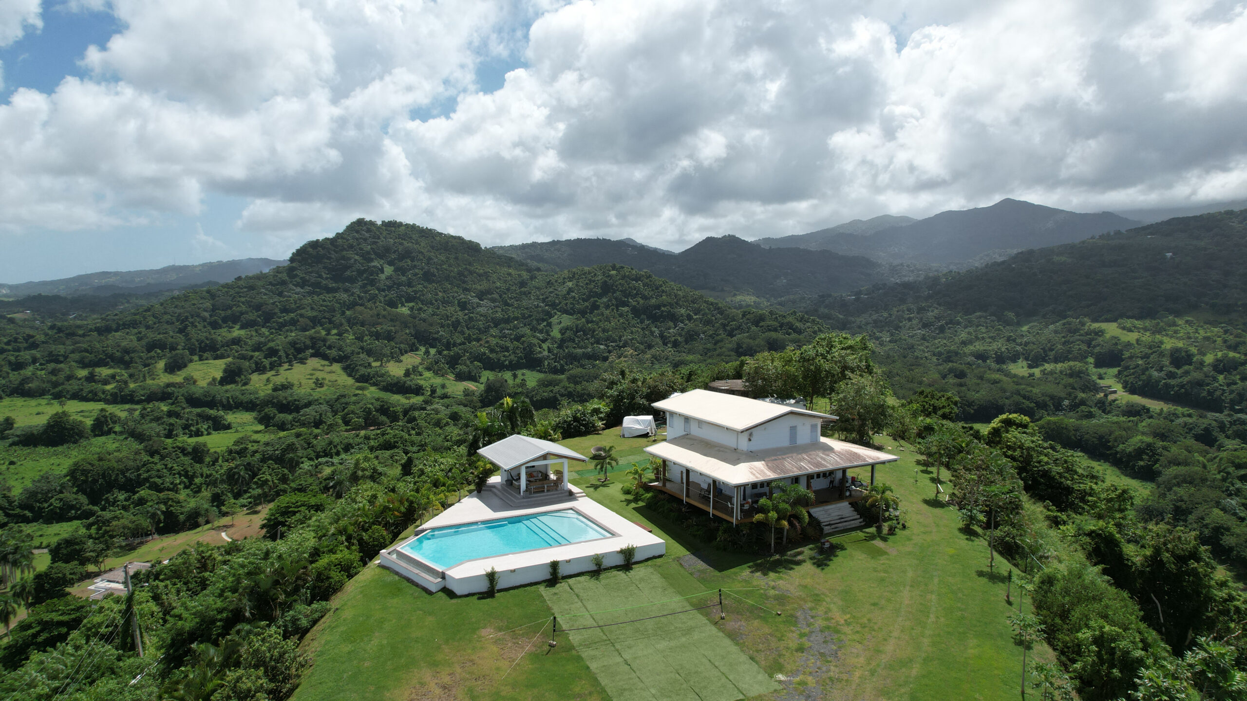 Rainforest & Ocean View House